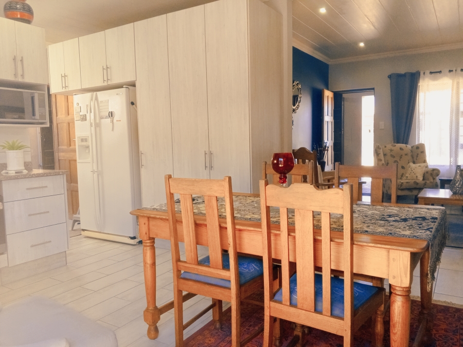2 Bedroom Property for Sale in Dana Bay Western Cape